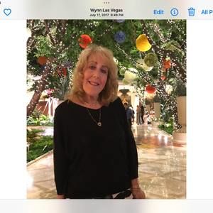 Meet your Posher, Debbie